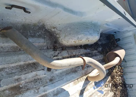 1998 Ford F-150 Standard/Xl/Xlt from USA, damaged, VIN 1FTZF1728WKC10099